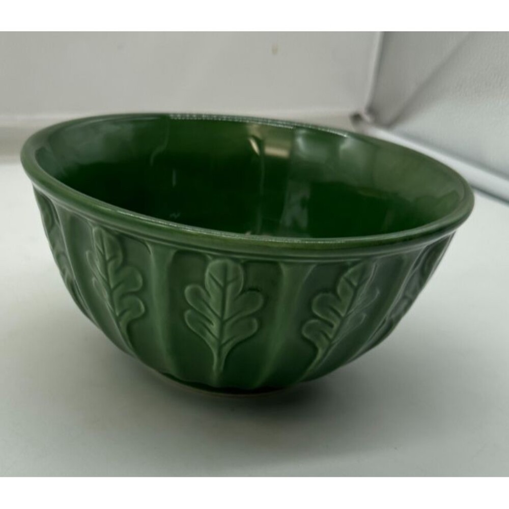 Furio Home Green Embossed Leaf Mixing Bowl 6 7/8” Ceramic Stoneware EUC Medium